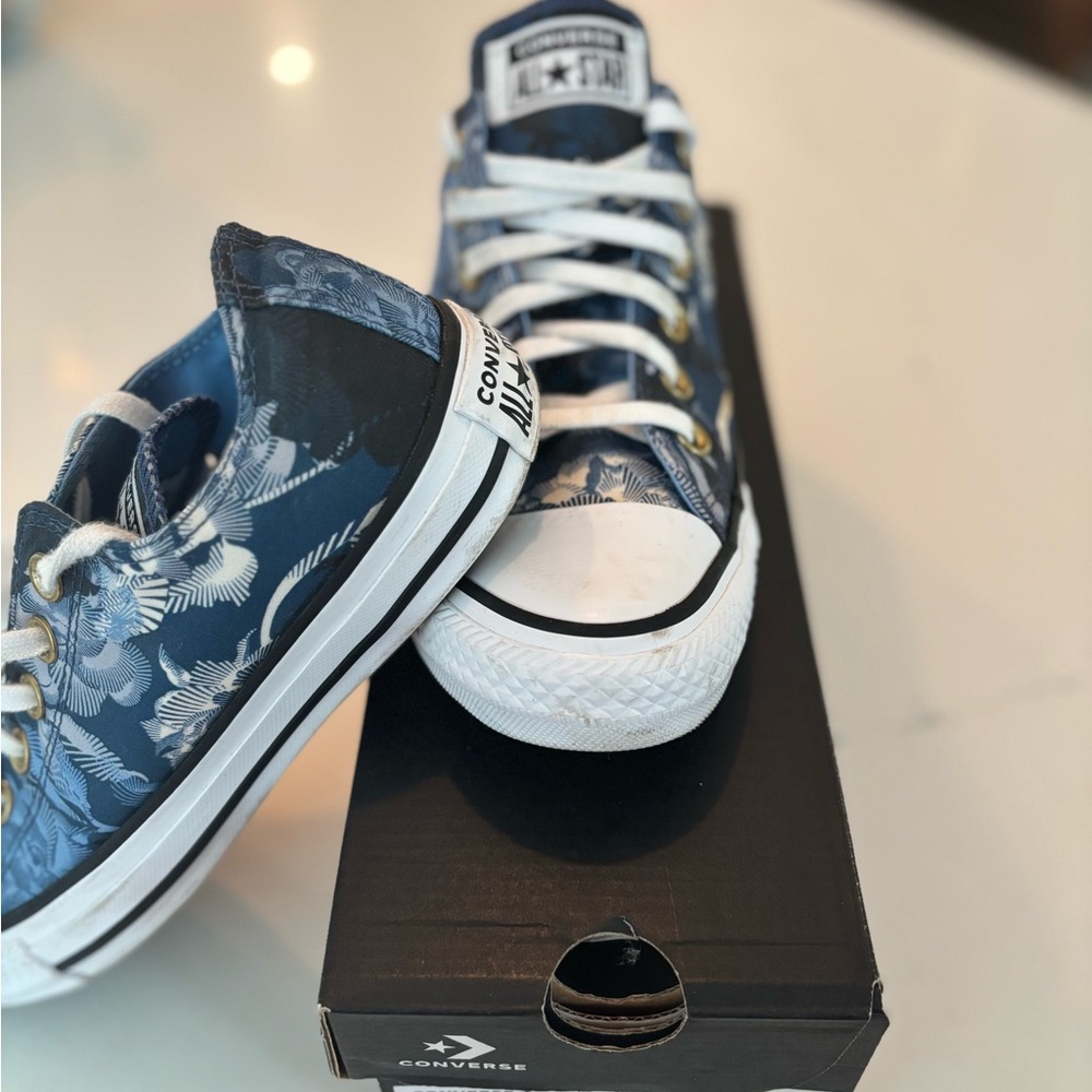 Converse Navy Blue Floral Low Top Sneakers - Picture 1 of 8